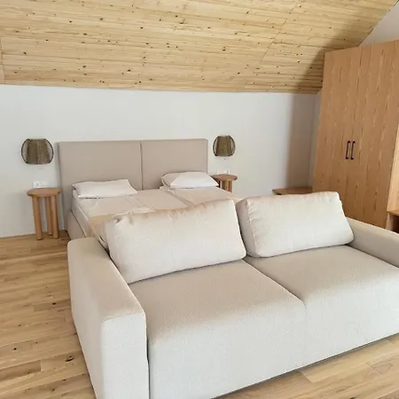 Karpatski Dzherela Hotel *