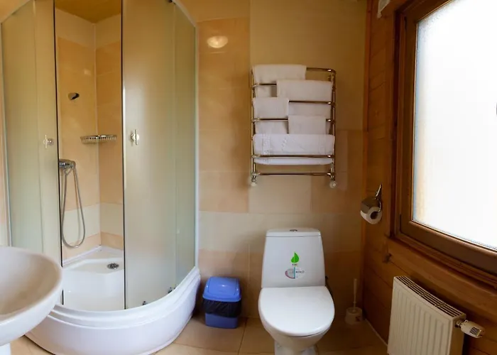 Karpatski Dzherela Otel Yaremche