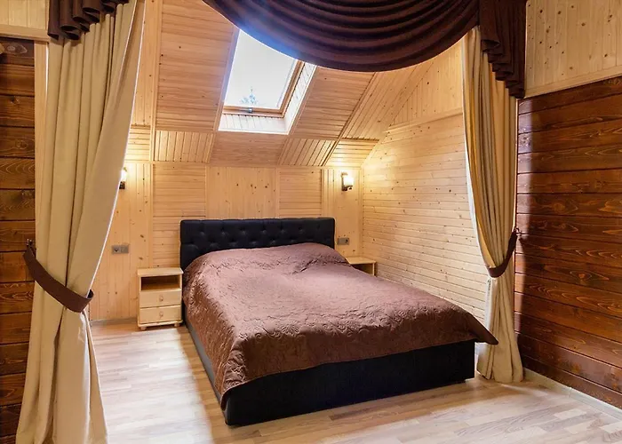 Karpatski Dzherela Otel Yaremche